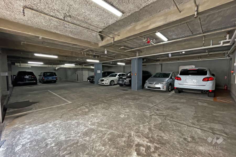 敷地内駐車場（屋内平面式）