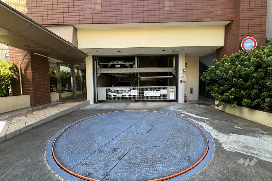 敷地内駐車場（屋内機械式）