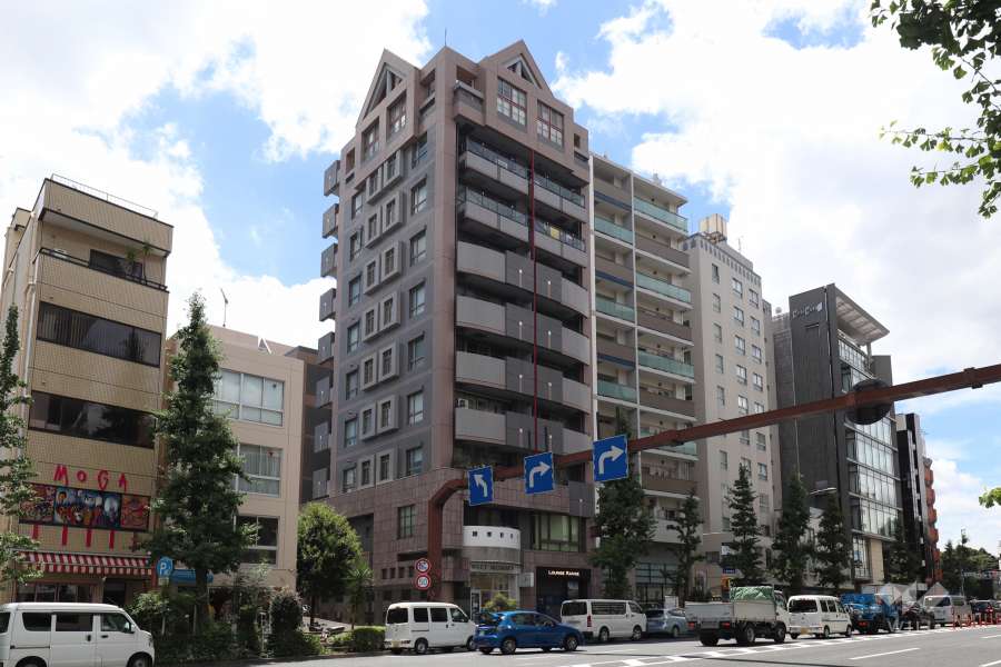 グランドメゾン代官山の外観（北東側から）
