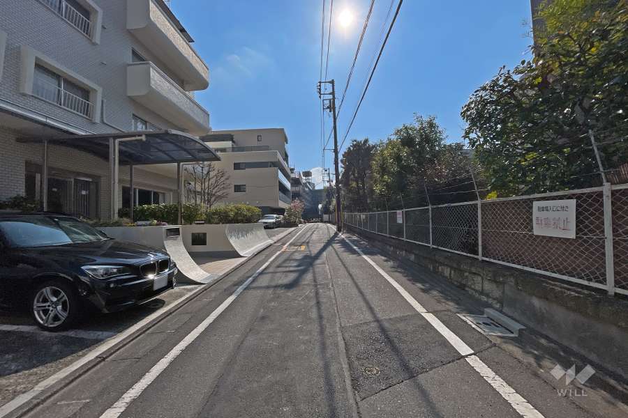 敷地南東側道路