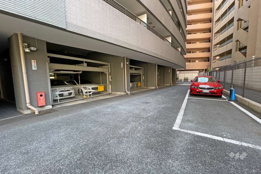 敷地内駐車場（屋内機械式・屋外平面式）