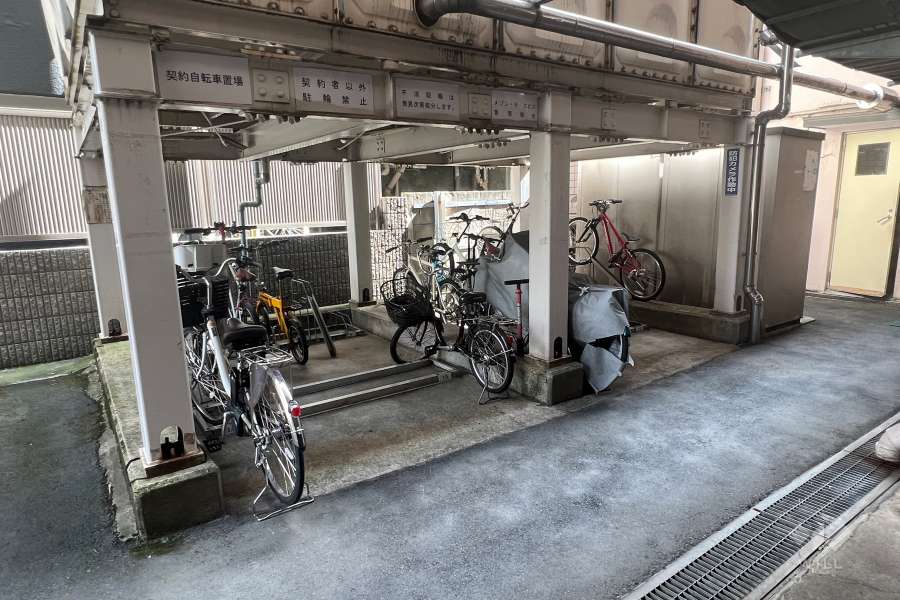 駐輪場