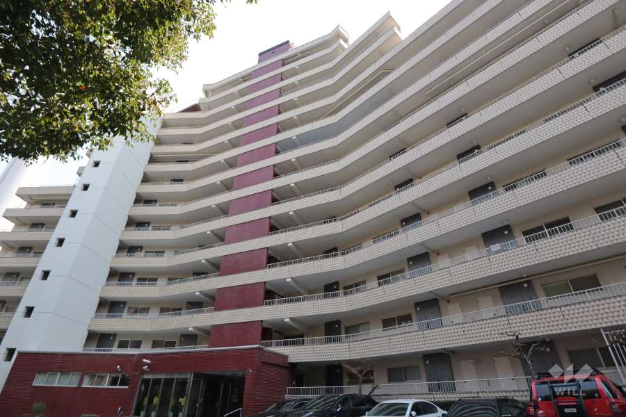 代官山マンションの外観(南西側から)