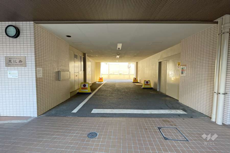 駐車場の出入り口