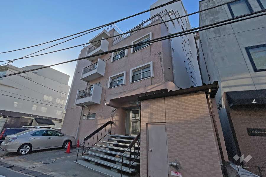 日商岩井代官山マンションの外観（北側から）