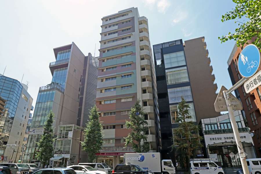 クオリアワイズ恵比寿の外観（北側から）