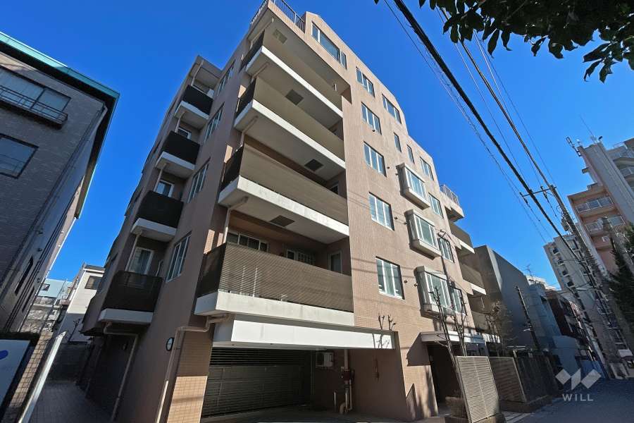 D’グランセ広尾の外観（南西側から）