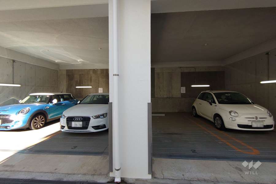 敷地内駐車場（屋内平面式）