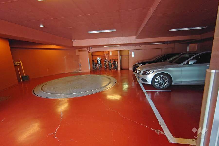 敷地内駐車場（屋内平面式）