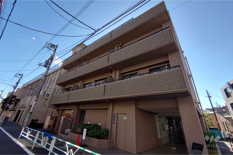 アルテシアン広尾の外観（北東側から）