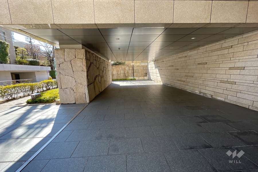 敷地内駐車場（屋内平面式）