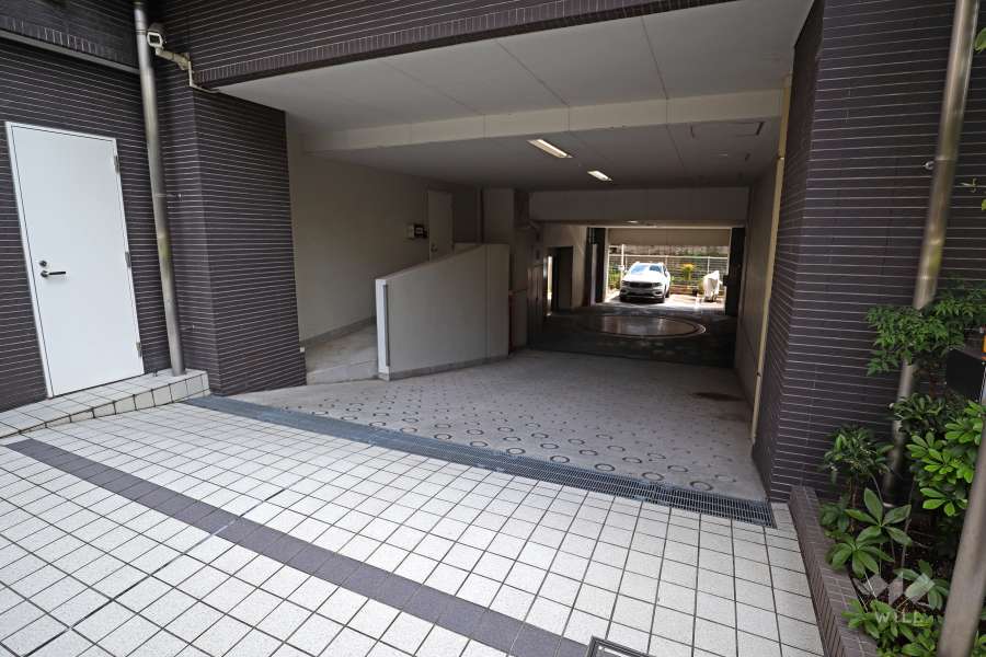 駐車場の出入り口