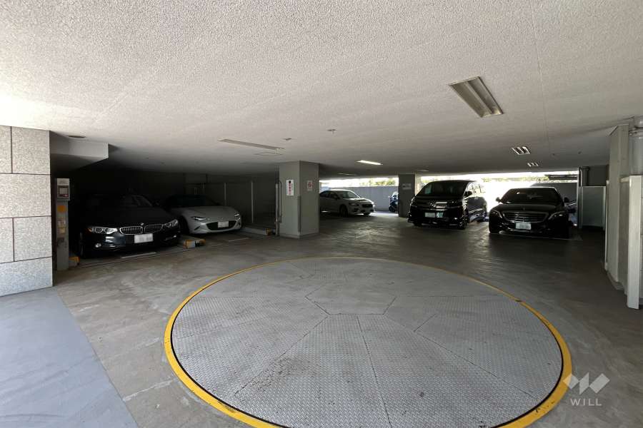 敷地内駐車場（屋内平面式、屋内機械式）