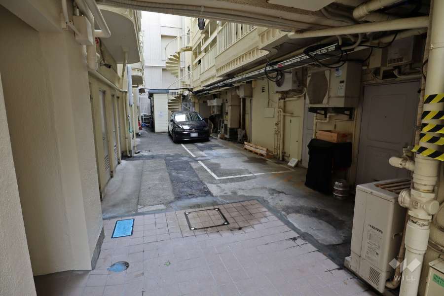 敷地内駐車場（屋外平面式）