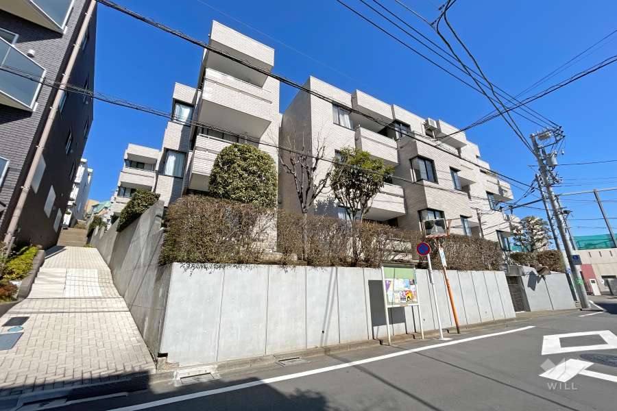 スカーラ代々木上原の外観（南西側から）