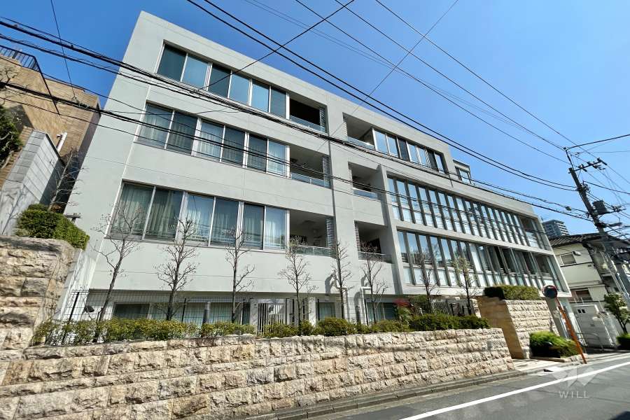 マンションの外観（南西側から）
