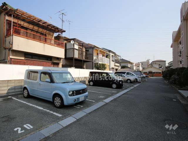 敷地内駐車場（屋外平面式）