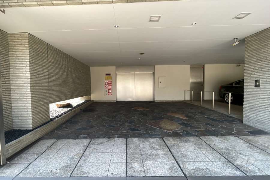 機械式駐車場出入口