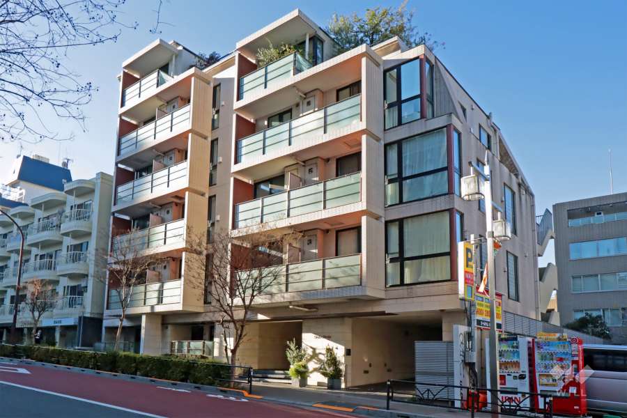 フィールｉ松濤の外観(東側から)