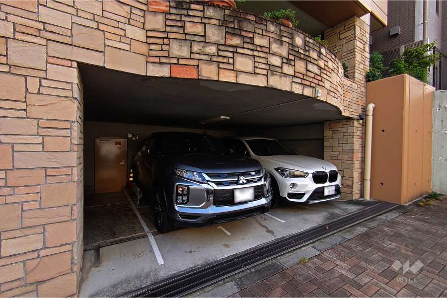 敷地内駐車場（屋内平面式）