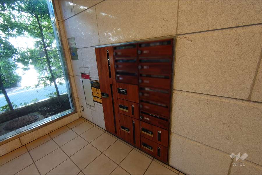 宅配ボックスと共用ポスト