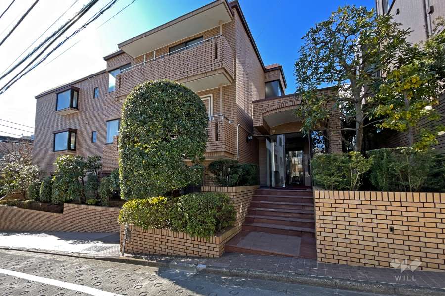 モンテベルデ代々木上原の外観（北側から）