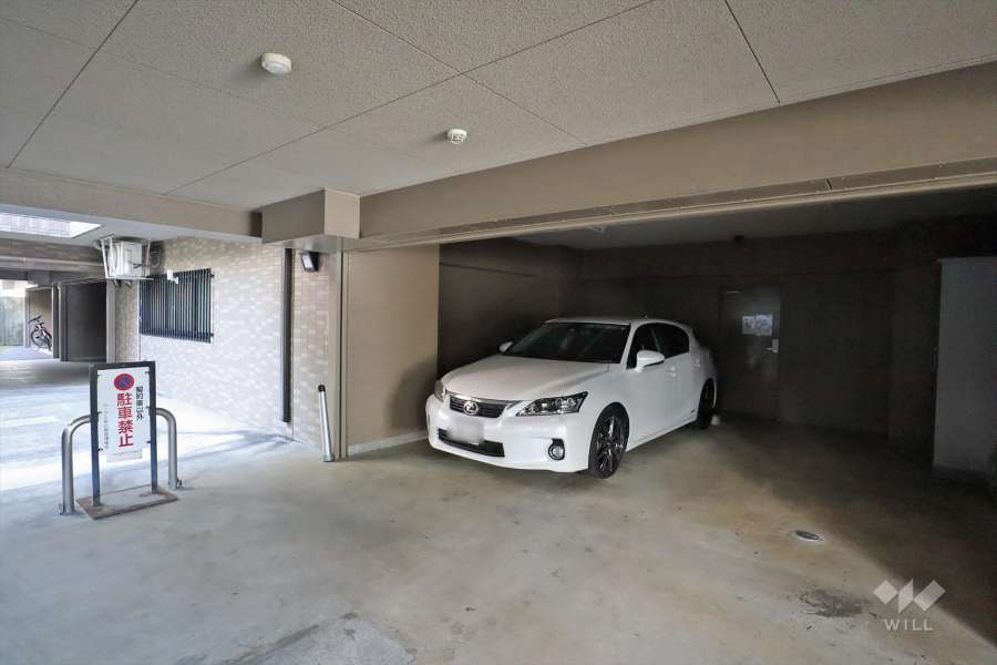 敷地内駐車場（屋内平面式）