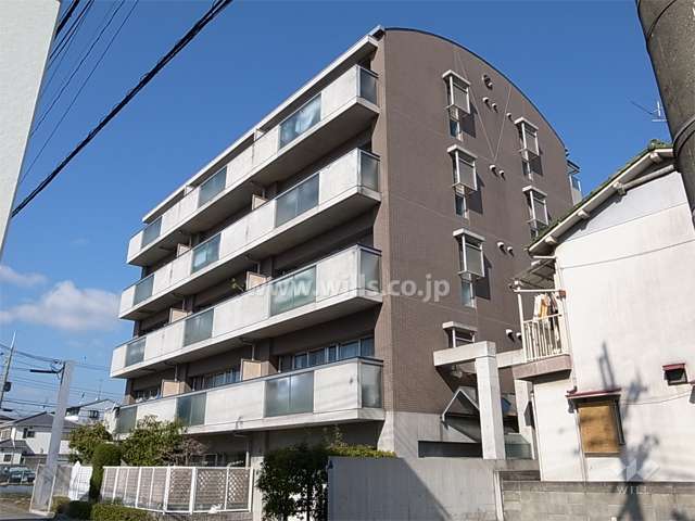 プリオーレ武庫之荘本町の外観（南東側から）