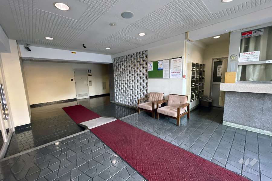 エントランス内