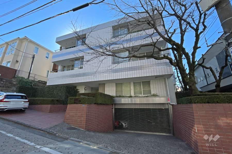 広尾パレスの外観（北西側から）