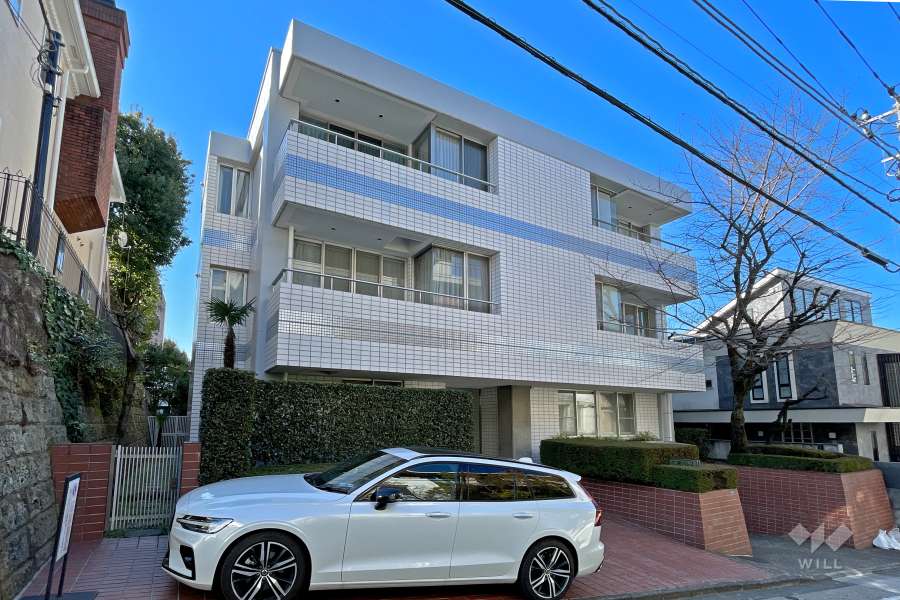 広尾パレスの外観（北東側から）