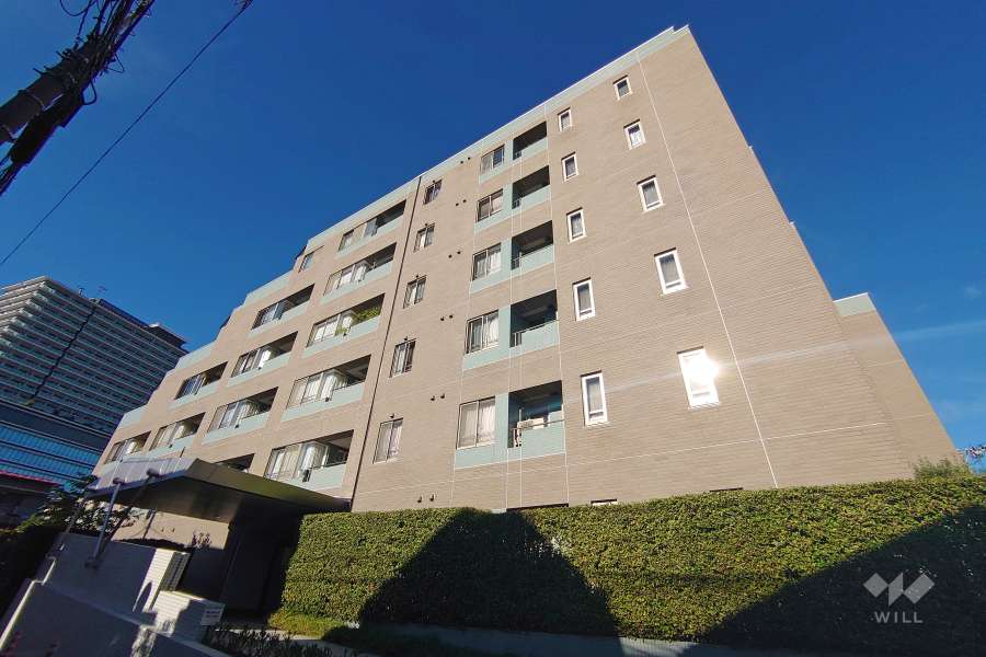 笹塚パークホームズの外観（南東側から）