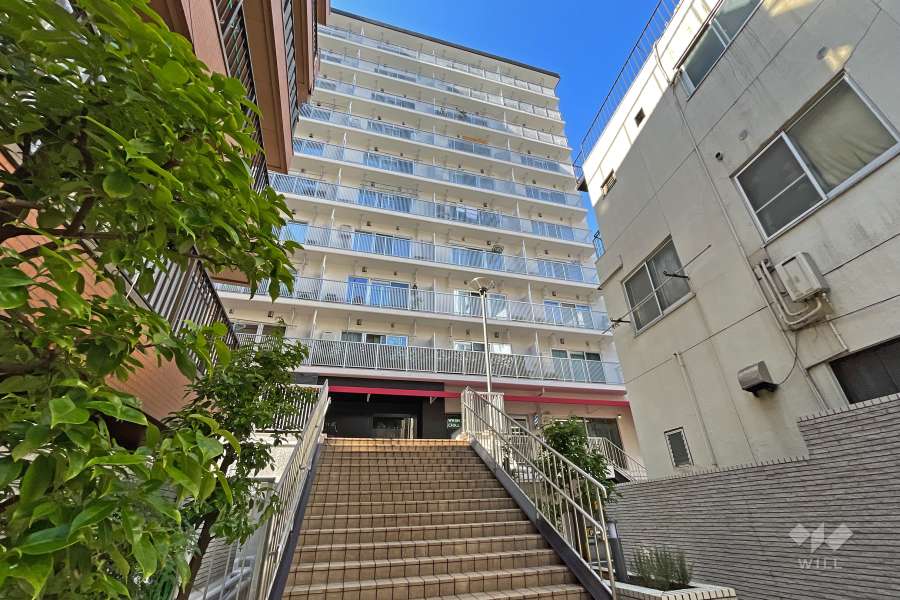 渋谷藤和コープの外観（南東側から）