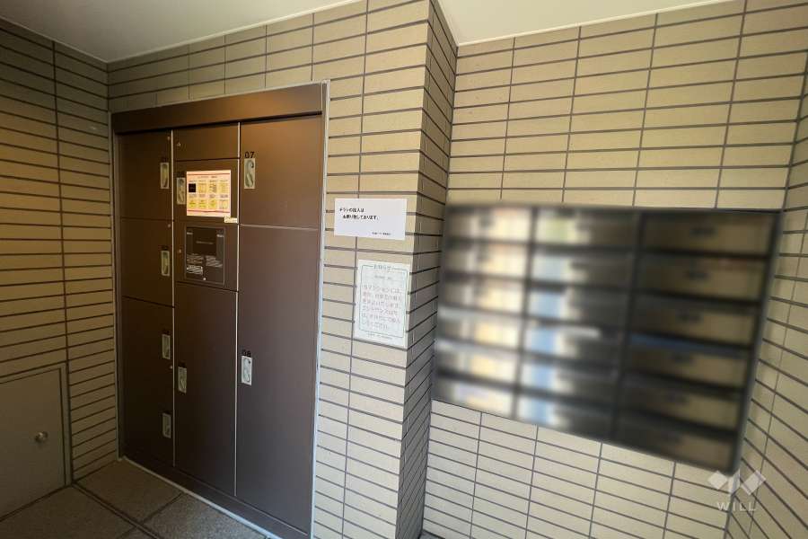 共用ポストと宅配ボックス