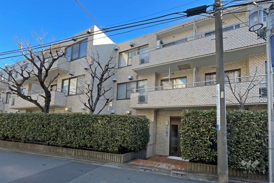 第２代々木上原シティハウスの外観（南側から）