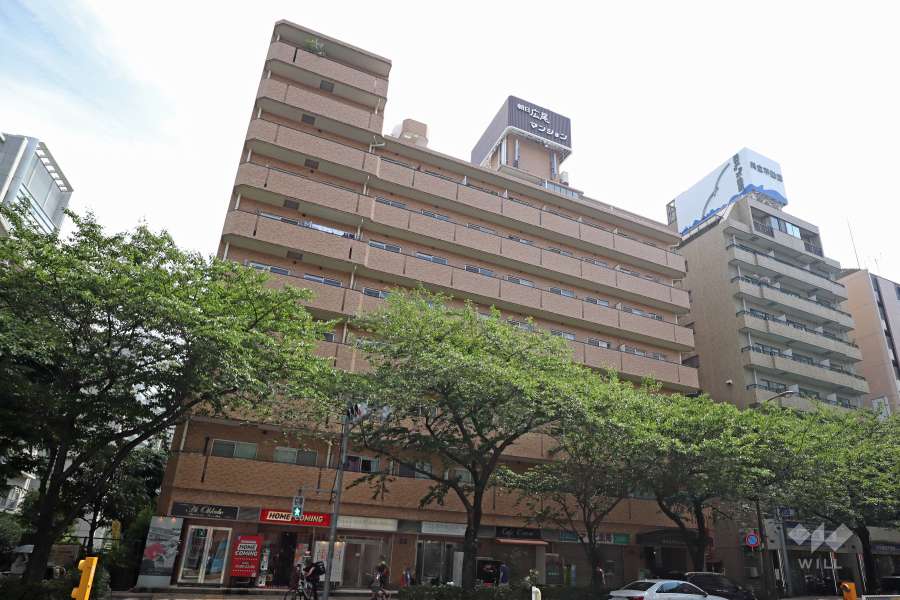 朝日広尾マンションの外観(北東側から)