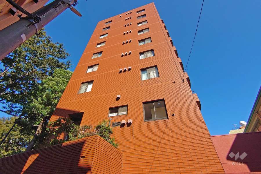 東高代々木上原ペアシティアネックスの外観（南西側から）