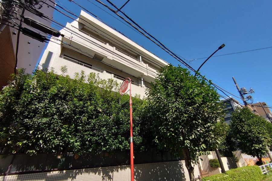 藤和駒場コープ2の外観（南西側から）