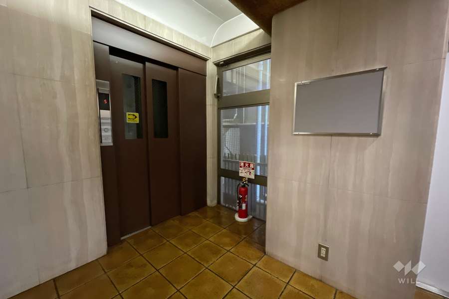 エレベーターホール