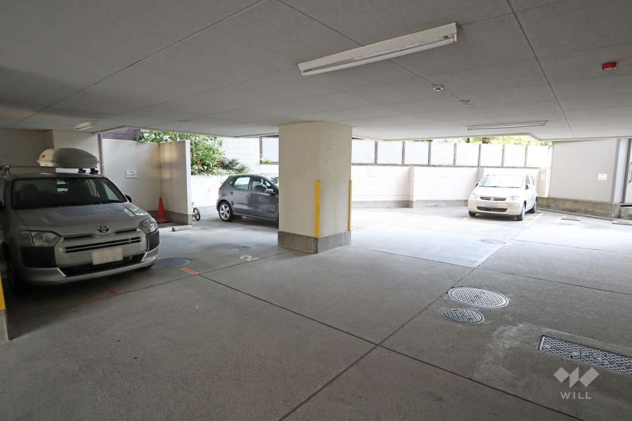 敷地内駐車場(屋内平面式・屋外平面式)