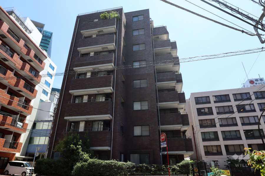 東急ドエルアルス渋谷八幡坂の外観（西側から）