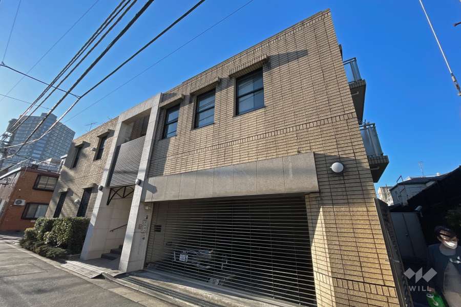 D’クラディア青山ラグゼスの外観（北西側から）