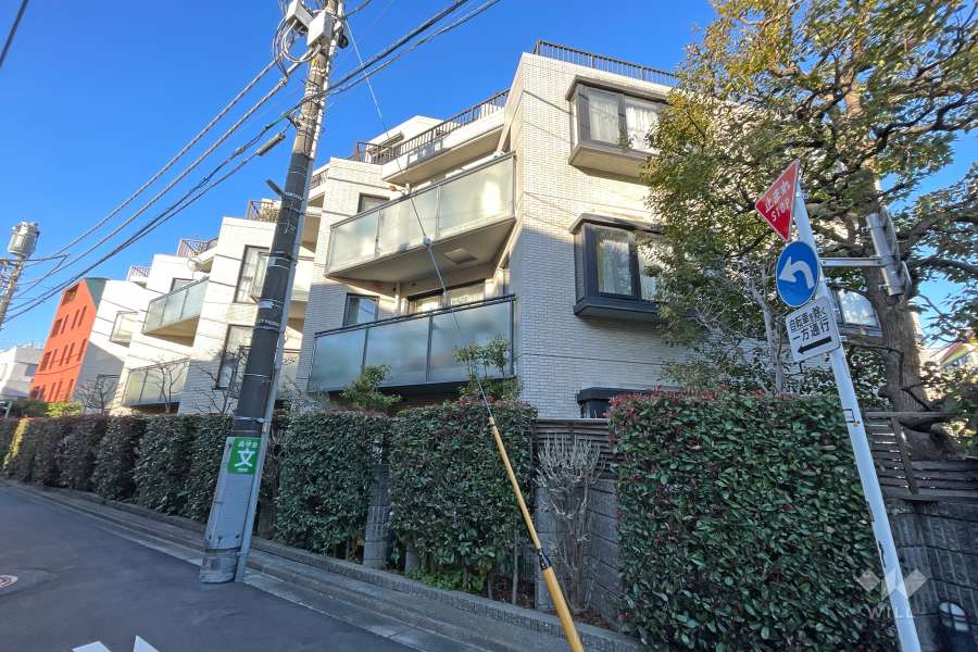 インペリアル表参道の外観(西側から）