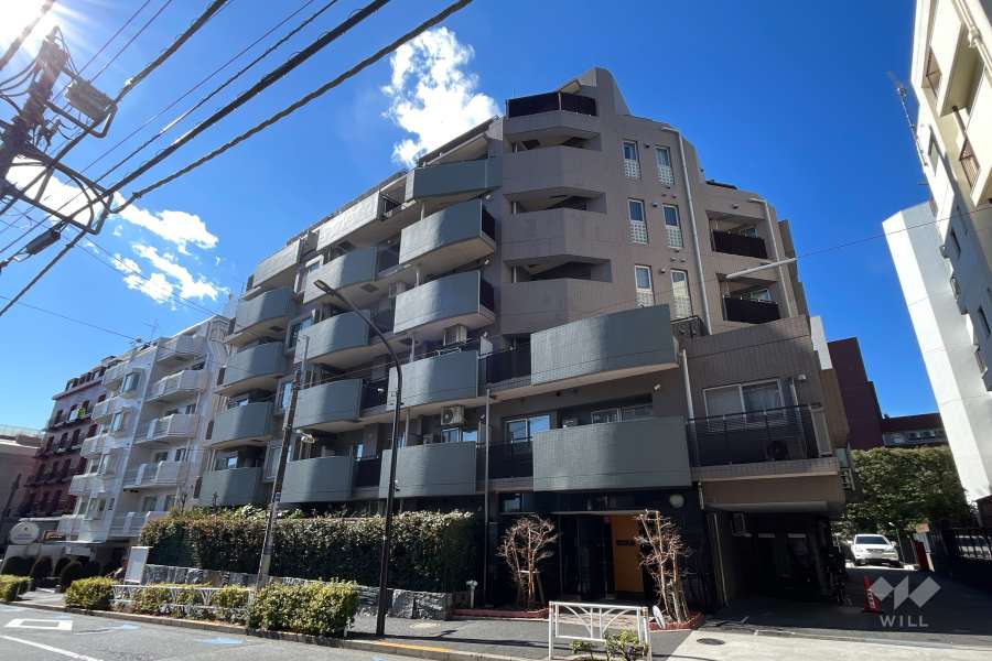 エクレールコート千駄ヶ谷の外観（北東側から）