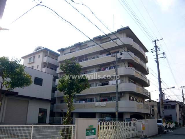 プロスパー1塚口東の外観（北東側から）