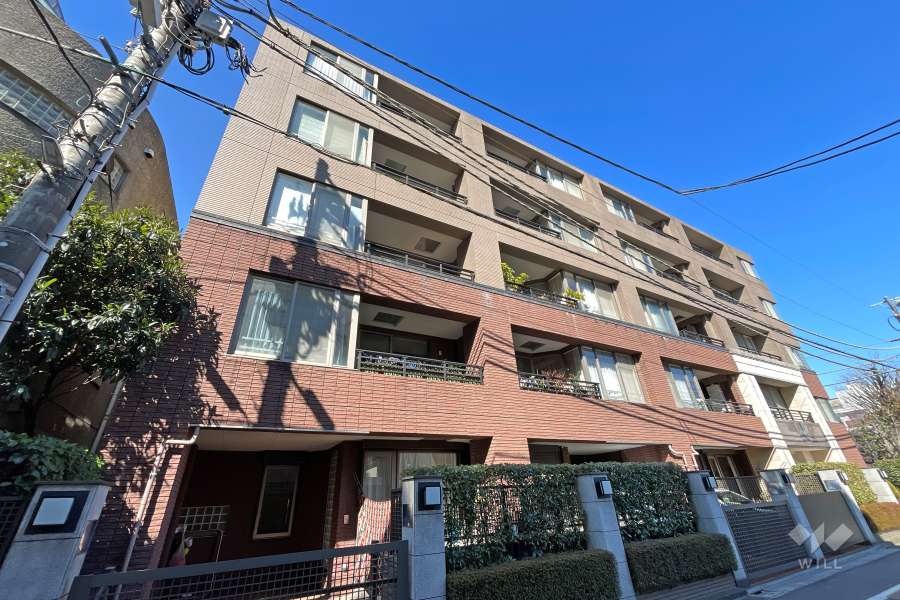 セントラルレジデンス神宮外苑シティハウスの外観(南東側から）