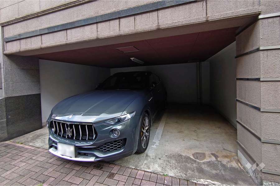 敷地内駐車場（屋内平面式）