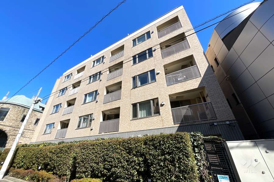 パークハウス外苑西の外観（南側から）