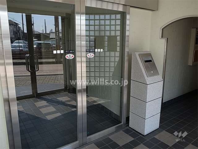 オートロック付きのエントランス