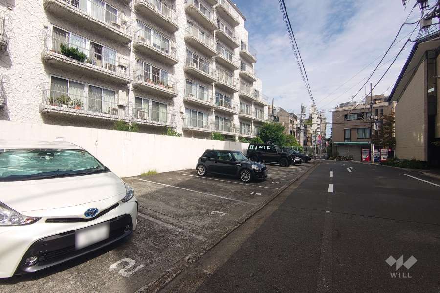 敷地内駐車場（屋外平面式）